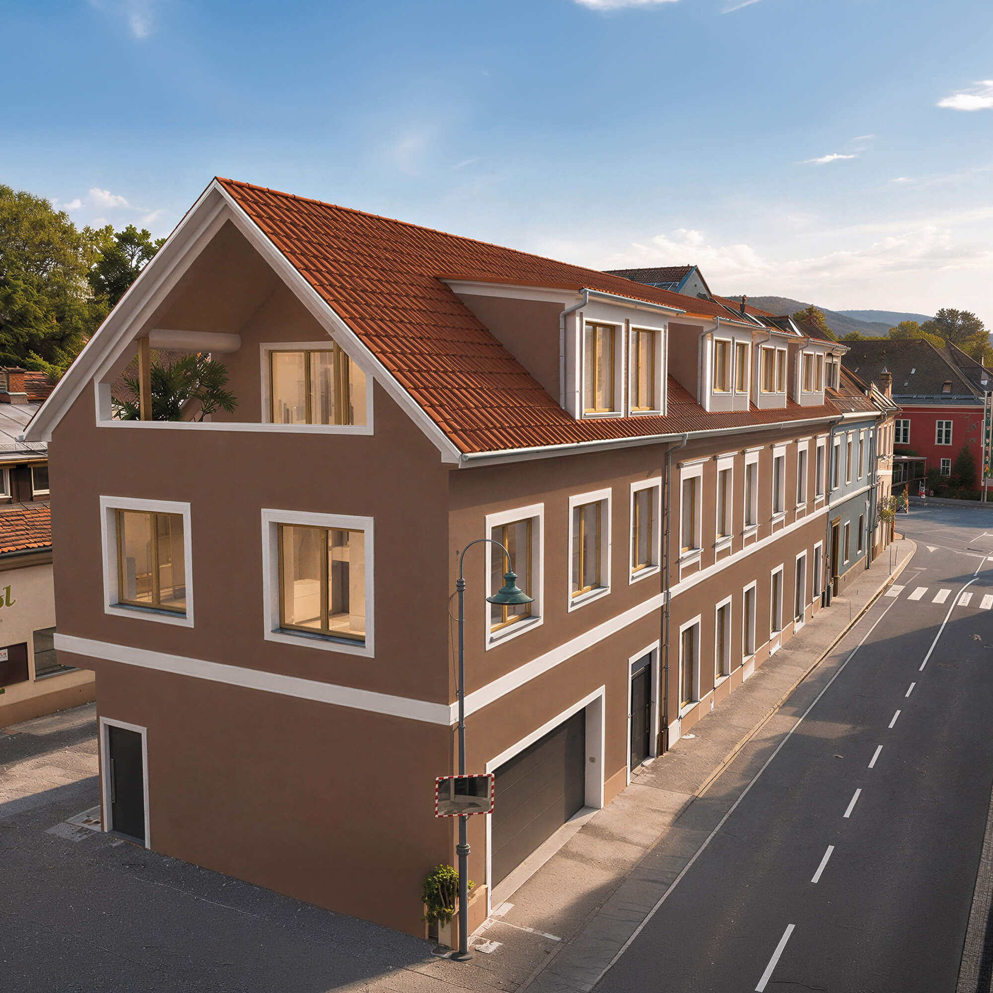 Tagansicht der Residenz Augasse mit gesamter Gebäudefassade und Dach